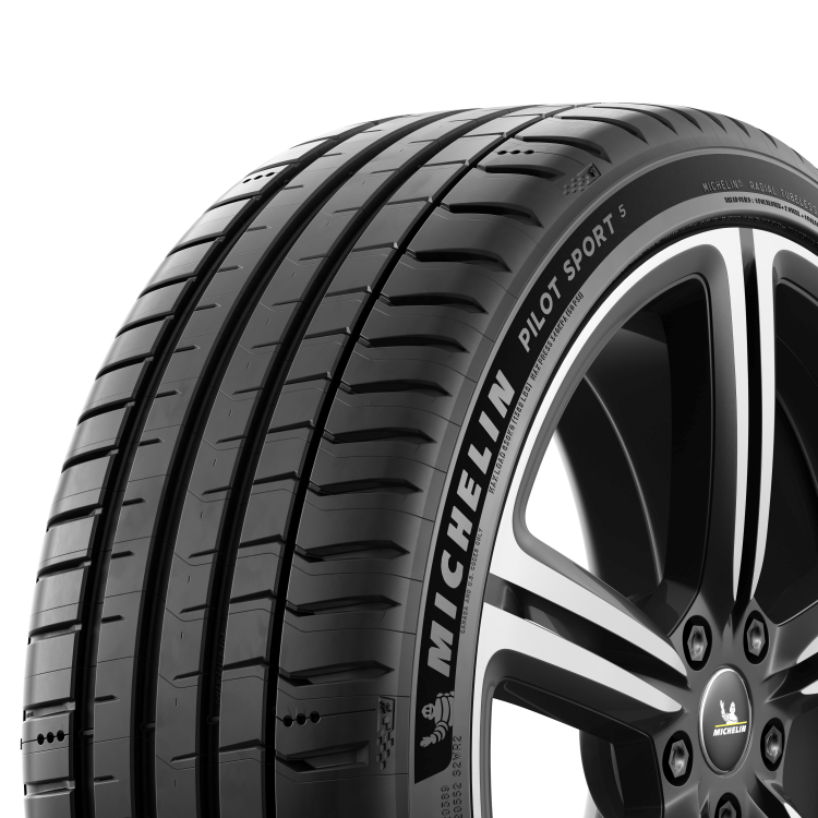 Michelin Pilot Sport 5 225/45R18 95Y